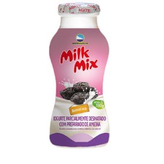 Oferta de Iogurte Sabor Ameixa Milk Mix 180g por R$1,98 em Nagumo
