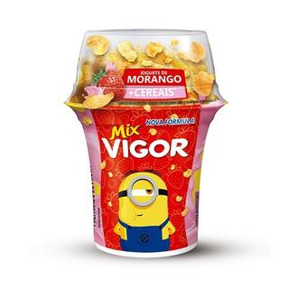Oferta de Iorgute Morango+Cereais Mix Vigor 140g por R$4,29 em Nagumo