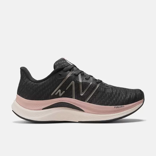 Oferta de Tênis New Balance Fuelcell Propel V4 Feminino por R$499,99 em New Balance