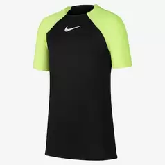 Oferta de Pré-Adolescentes / Treino & Academia por R$149,99 em Nike