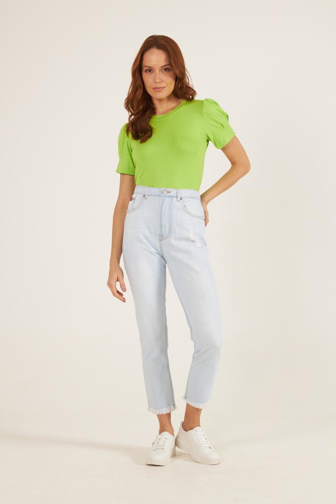 Oferta de Calça jeans Mom por R$89,99 em Opção Jeans