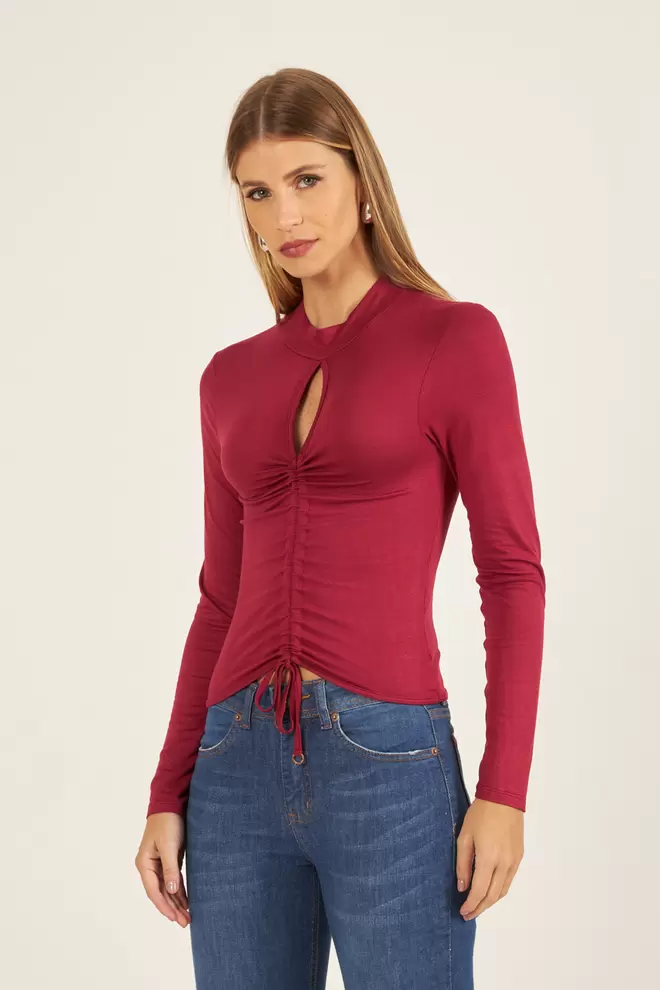 Oferta de Blusa Raissa por R$19,99 em Opção Jeans