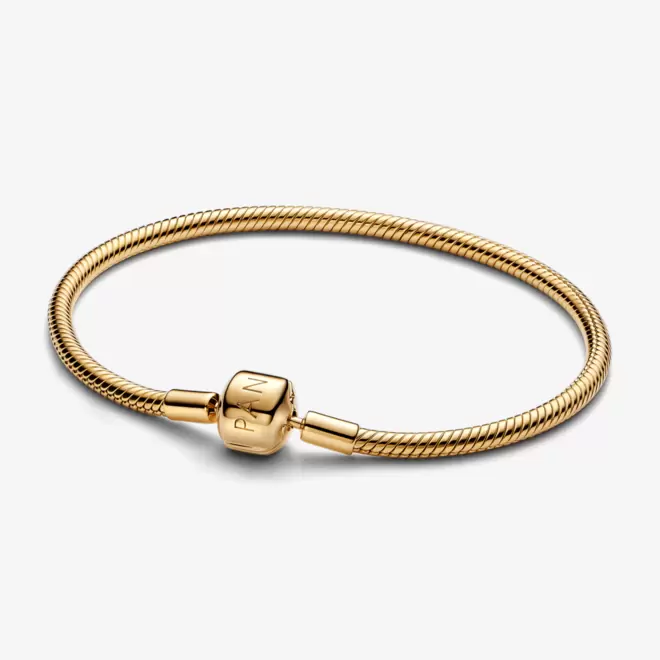 Oferta de Bracelete de Ouro em Trama e Fecho Oval por R$1579 em Pandora