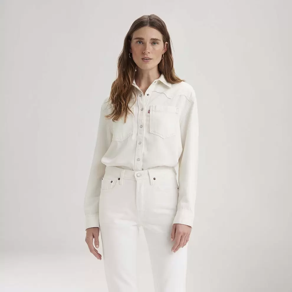 Oferta de Camisa Jeans Levi's® Teodora Western Off White por R$429,9 em Levi's