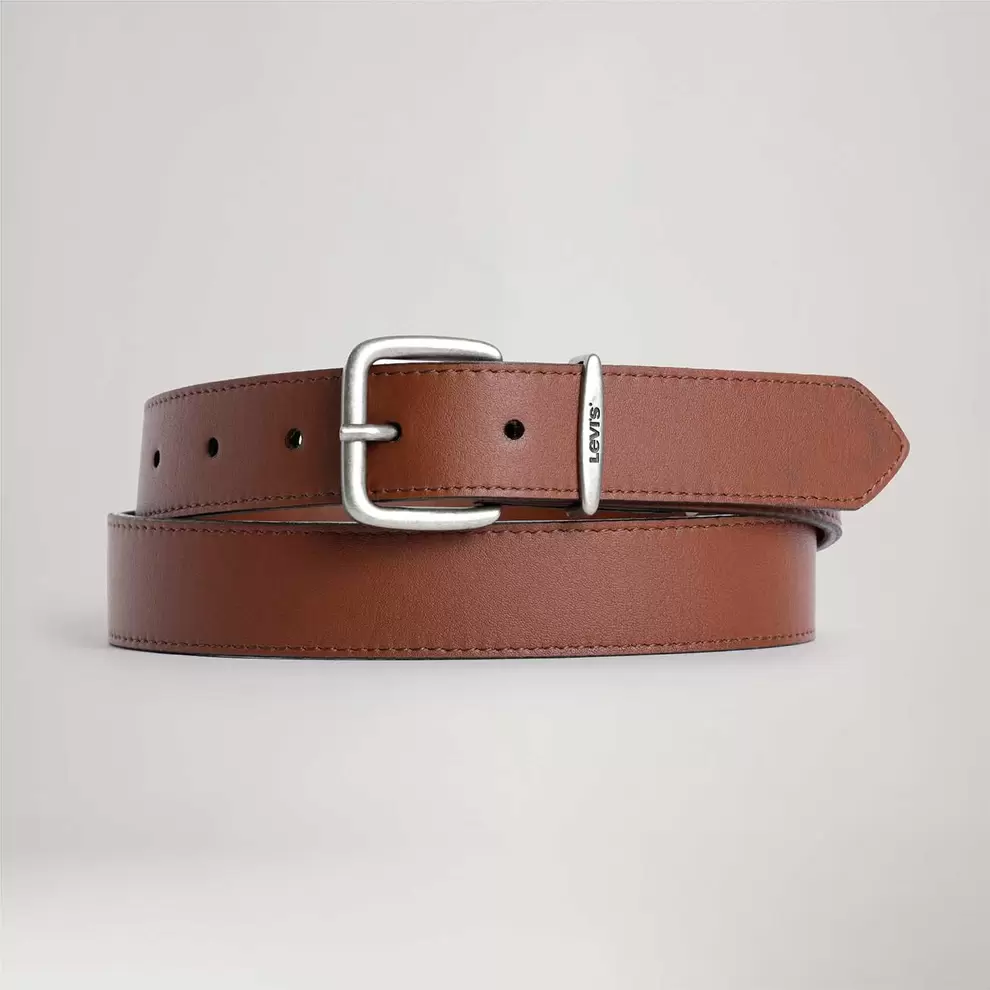Oferta de Cinto Levi's® One Face Marrom por R$279,9 em Levi's