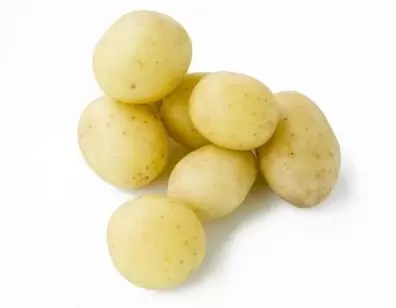 Oferta de Batata Bolinha kg por R$7,99 em Public Supermercados