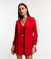 Oferta de Blazer Alongado de Alfaiataria em Crepe com Franzido nas Mangas por R$199,9 em Renner