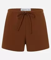 Oferta de Short Básico em Ribana com Amarração no Cós por R$79,9 em Renner