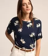 Oferta de Blusa em Viscose com Estampa Coqueiros por R$59,9 em Renner