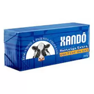 Oferta de Manteiga Extra com Flor de Sal Xandô com 200G por R$13,99 em Santa Cruz Supermercados