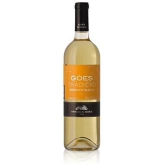 Oferta de Vinho Branco Góes Tradição Suave 750Ml por R$16,99 em Serrano Supermercado