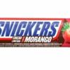 Oferta de Chocolate Snickers 42g Morango por R$2,98 em Super Bom