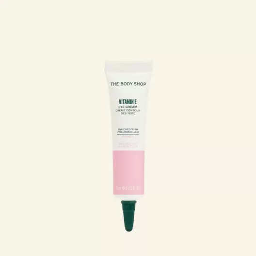 Oferta de Hidratante para Contorno dos Olhos Vitamina E 15ml por R$39,9 em The Body Shop