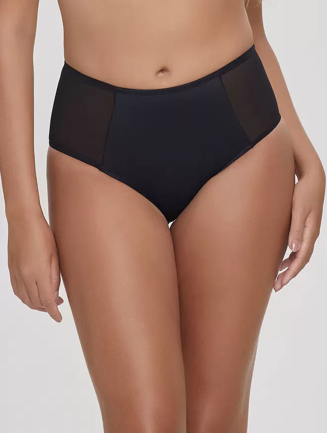 Oferta de Calcinha Maxi Lift Shape por R$64,9 em Triumph