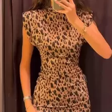 Oferta de TFMLN-Leopard Print Mini vestido sem mangas das mulheres por R$54,62 em AliExpress