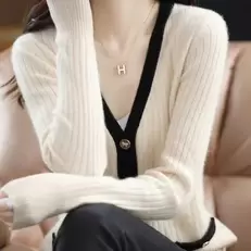 Oferta de Addonee-suéter feminino com gola V por R$140,97 em AliExpress