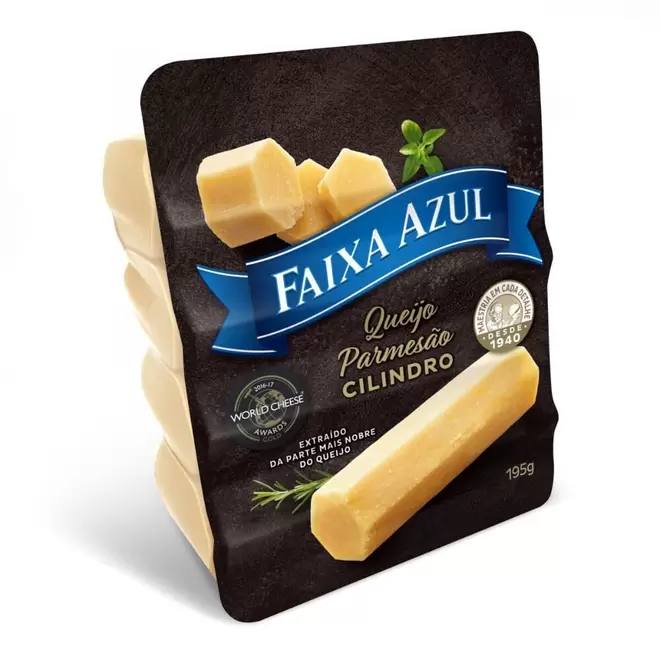 Oferta de Queijo Parmesão Faixa Azul Cilindro 195g por R$32,85 em Angeloni