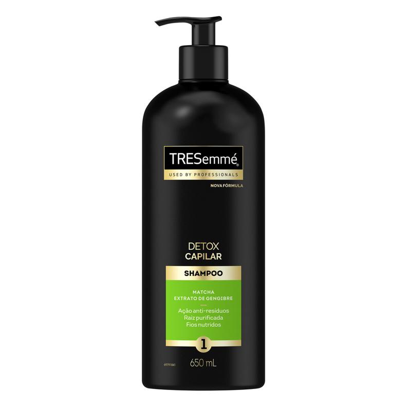 Oferta de Shampoo Tresemmé Detox Capilar 650ml por R$26,9 em Arena Atacado