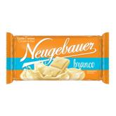 Oferta de Chocolate Neugebauer Branco 80g por R$3,99 em Asun