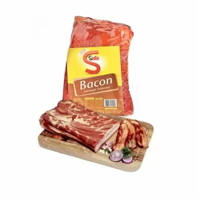 Oferta de BACON MANTA SADIA KG por R$35,9 em Beira Alta