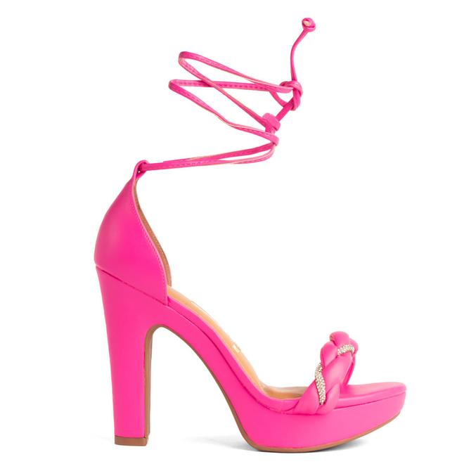 Oferta de Sandália Feminina Vizzano Pelica Pink Neon por R$94,95 em C&A