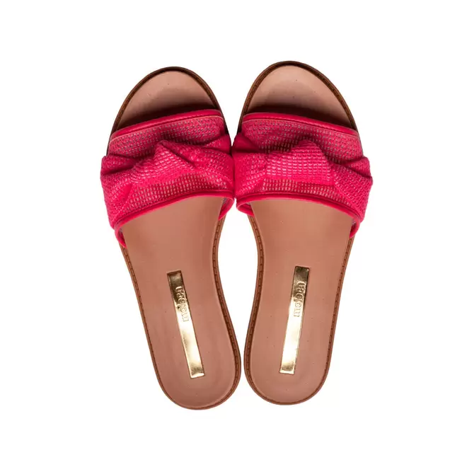 Oferta de Rasteira Casual Moleca Feminina Pink por R$39,96 em C&A