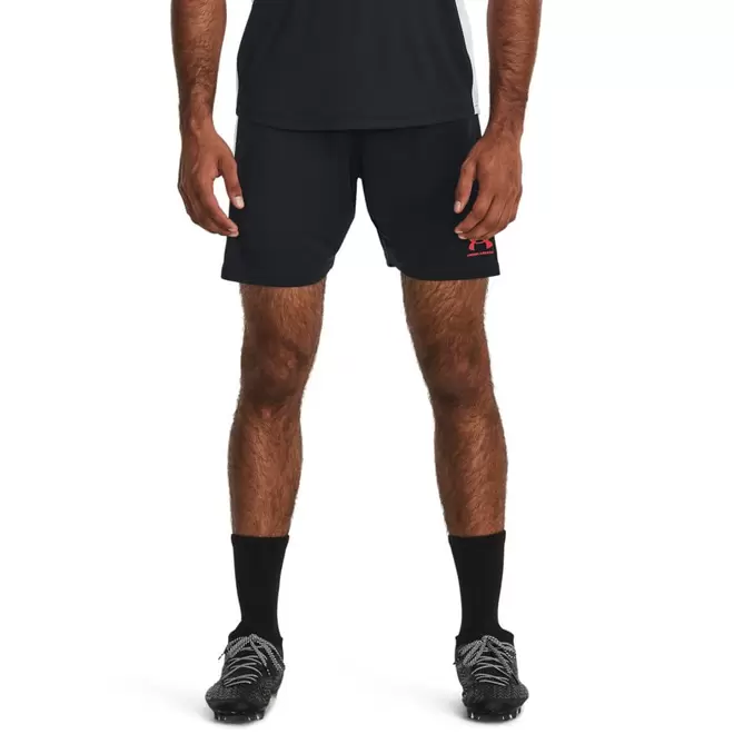 Oferta de Shorts de Treino Masculino Under Armour Challenger por R$69,99 em C&A