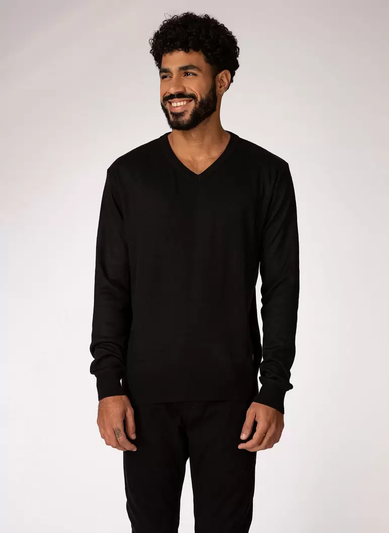 Oferta de Tricot Básico Gola v Preto TNG por R$59,99 em C&A