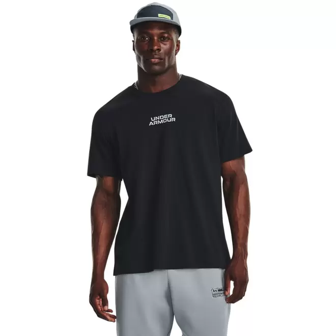 Oferta de Camiseta de Treino Unissex Under Armour Outline Heavyweight Preto por R$89,99 em C&A