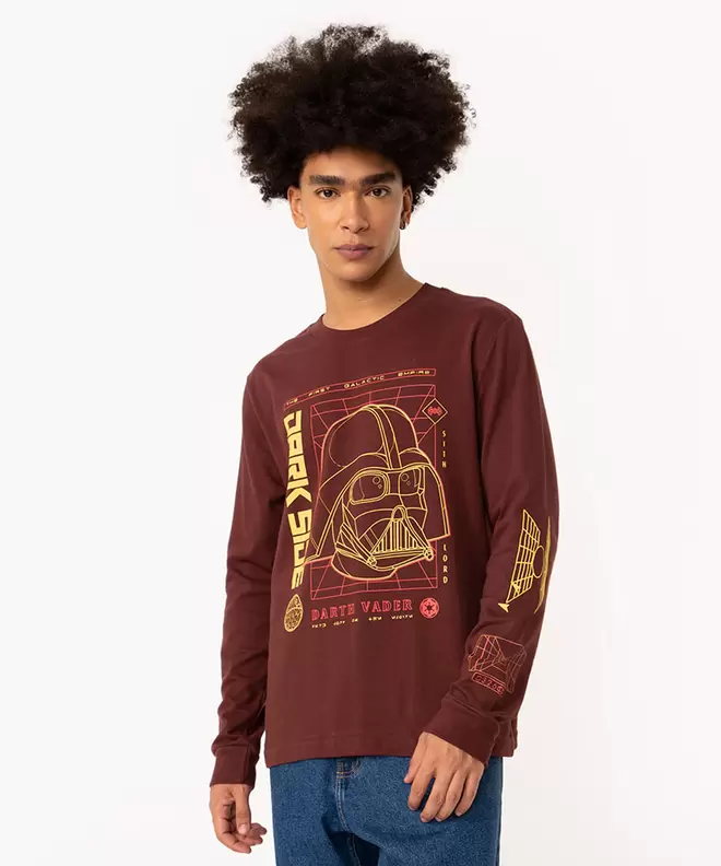 Oferta de Camiseta de algodão oversized star wars manga longa marrom escuro por R$35,99 em C&A