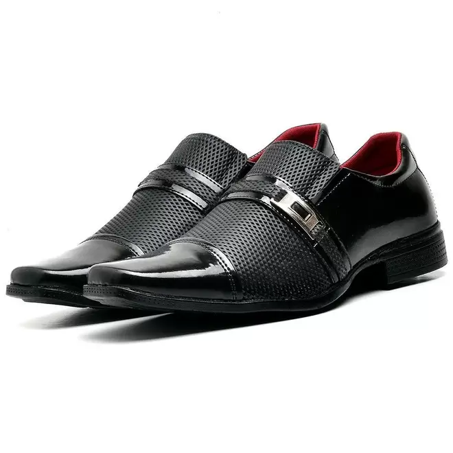 Oferta de Sapato Social Masculino Com e Sem Verniz DUBUY 814FG Preto por R$89,99 em C&A