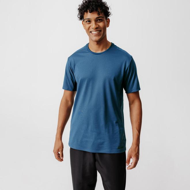 Oferta de Camisa masculina de Corrida Respirável Dry+ por R$79,99 em Decathlon