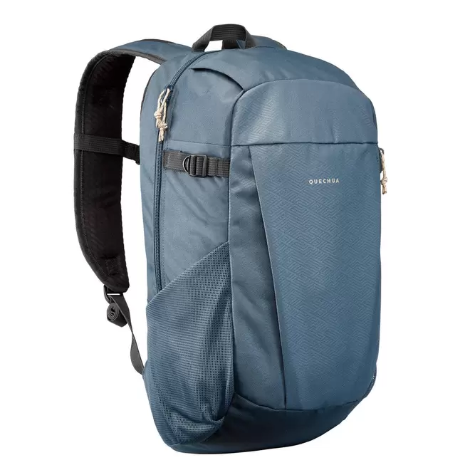 Oferta de Mochila de Trilha NH100 20L Quechua por R$149,99 em Decathlon