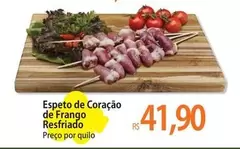 Oferta de De   - Espeto De Coração De Frango Resfriado por R$41,9 em Atacadão