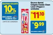 Oferta de Colgate - Escova Dental Classic Clean por R$9,99 em Mercado Extra