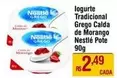 Oferta de Nestlé - logurte Tradicional Grego Calda De Morango por R$2,49 em Max Atacadista