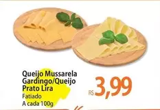 Oferta de Queijo Mussarela Prato Lira por R$3,99 em Atacadão