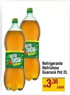 Oferta de Refri - gerante show Guaraná por R$3,38 em Max Atacadista