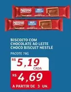 Oferta de Nestlé - Biscoito Com Chocolate Ao Leite Choco Biscuit por R$5,19 em Assaí Atacadista